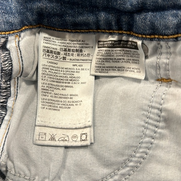 Levi Jeans - Picture 7 of 8